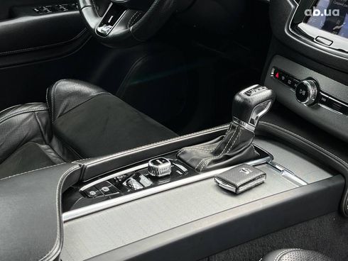 Volvo XC90 2016 черный - фото 44