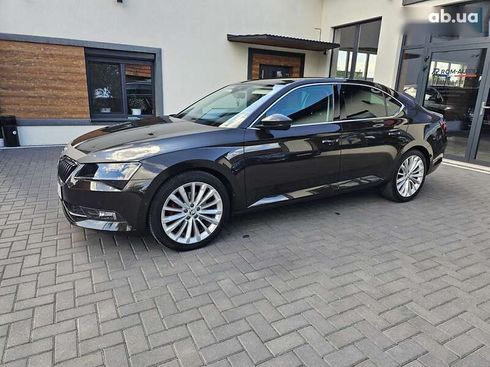 Skoda Superb 2016 - фото 4