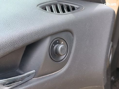 Opel Zafira 2015 бежевый - фото 17