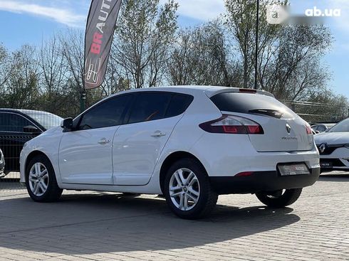 Renault Megane 2015 - фото 21