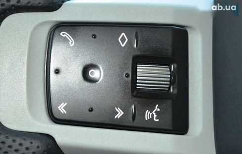 Land Rover Defender 2020 - фото 30