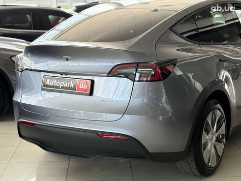 Tesla Model Y 2023 серый - фото 8