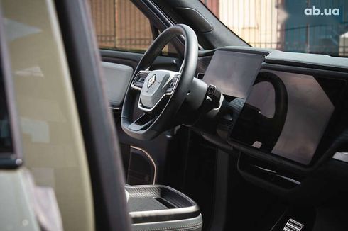 Rivian R1S 2023 - фото 10