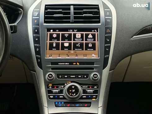 Lincoln MKZ 2017 - фото 29