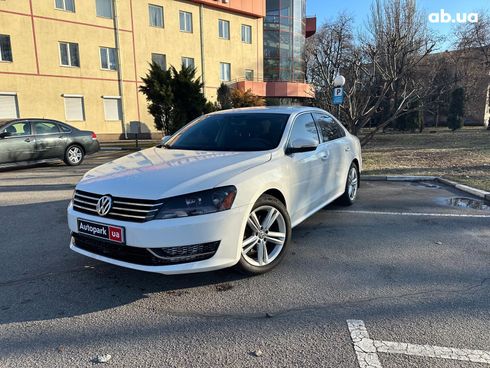 Volkswagen passat b7 2014 белый - фото 2