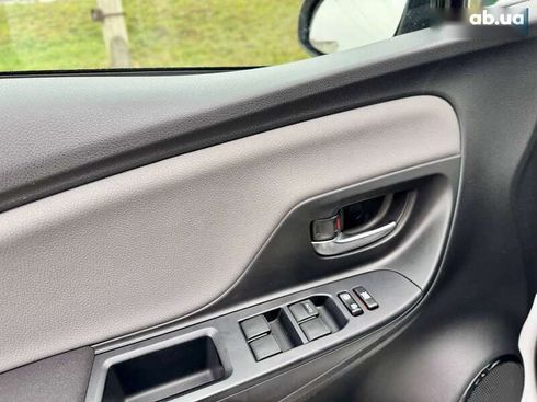 Toyota Yaris 2017 - фото 22