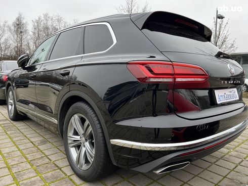 Volkswagen Touareg 2022 - фото 4