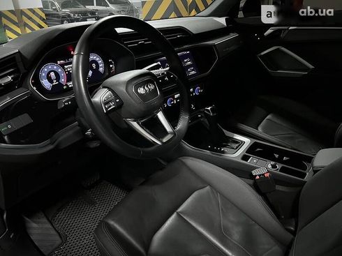 Audi Q3 2019 - фото 24