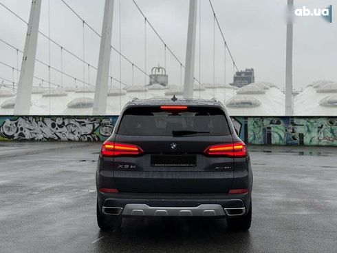 BMW X5 2018 - фото 8