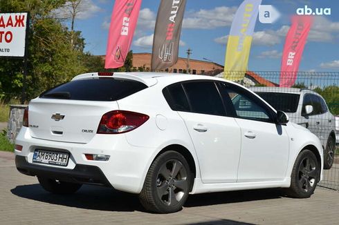 Chevrolet Cruze 2011 - фото 10