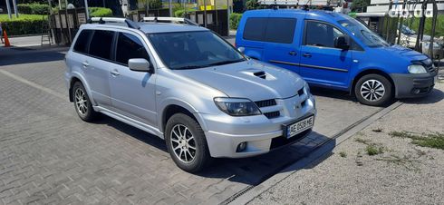 Mitsubishi Outlander 2005 серебристый - фото 5