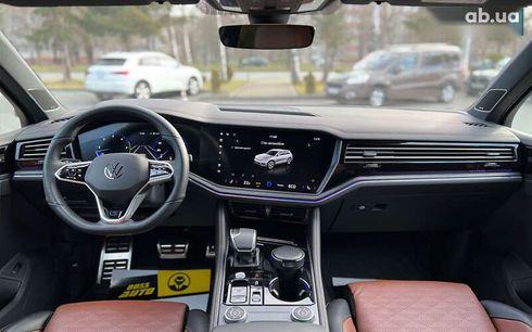 Volkswagen Touareg 2024 - фото 20