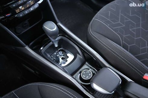 Peugeot 2008 2017 - фото 27
