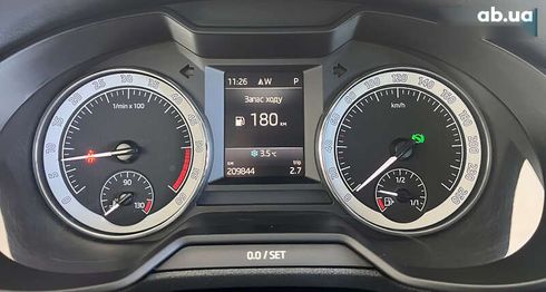 Skoda Octavia 2018 - фото 9