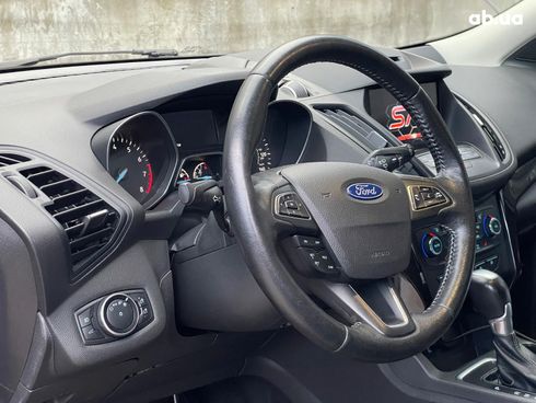 Ford Escape 2016 красный - фото 14