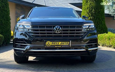 Volkswagen Touareg 2023 - фото 2