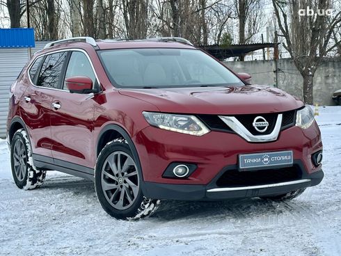 Nissan Rogue 2016 красный - фото 7