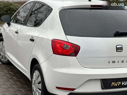 SEAT Ibiza 2013 - фото 14