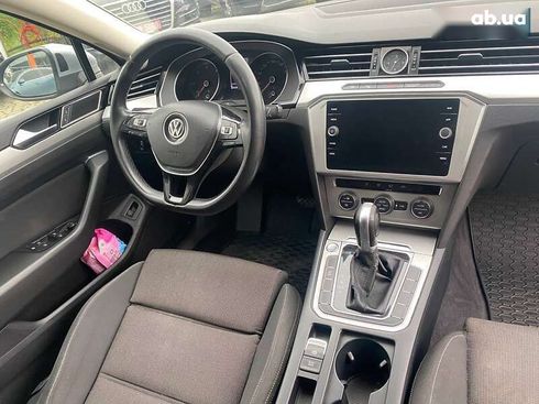 Volkswagen Passat 2018 - фото 10