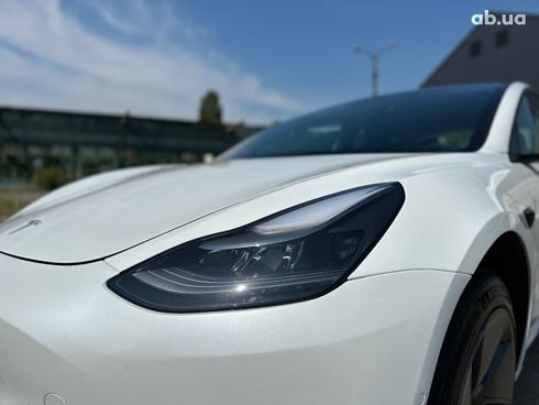 Tesla Model 3 2021 белый - фото 10