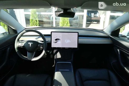 Tesla Model 3 2020 - фото 18