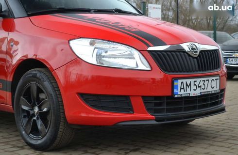 Skoda Fabia 2014 - фото 10