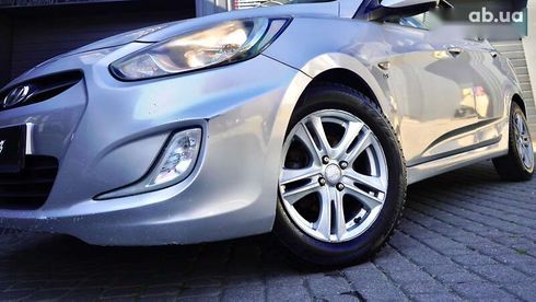 Hyundai Accent 2011 - фото 11