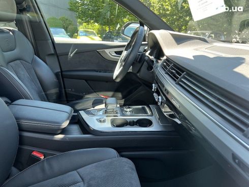 Audi Q7 2018 - фото 13