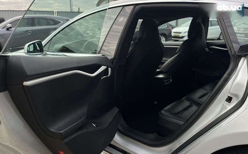 Tesla Model S 2018 - фото 23