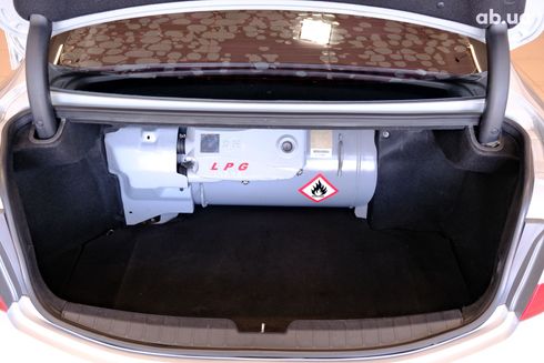 Hyundai Grandeur 2014 серебристый - фото 9