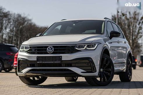 Volkswagen Tiguan 2021 - фото 16