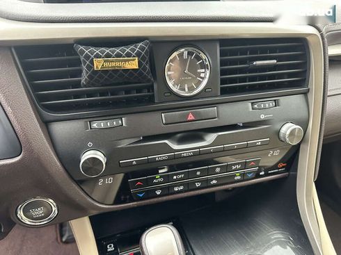 Lexus RX 2016 - фото 21