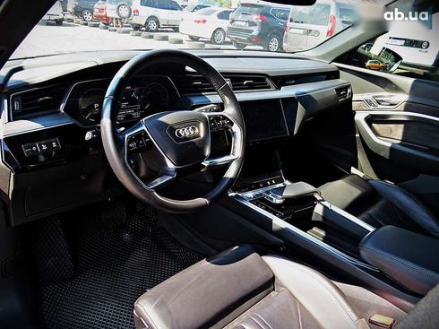 Audi E-Tron 2018 - фото 6