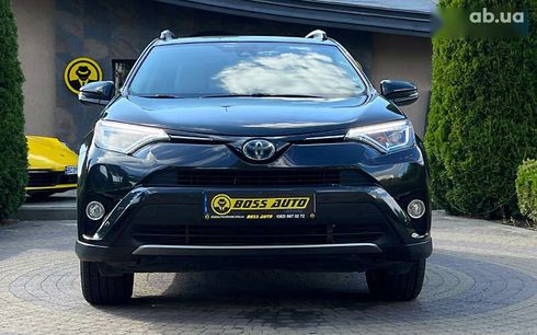 Toyota RAV4 2017 - фото 2