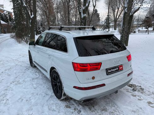 Audi Q7 2017 белый - фото 12