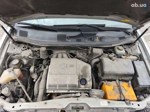 Lexus RX 2002 - фото 27