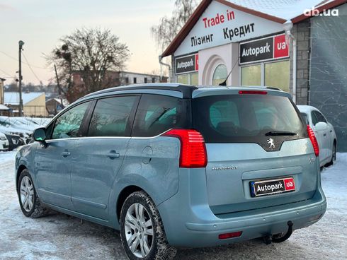 Peugeot 5008 2010 синий - фото 10