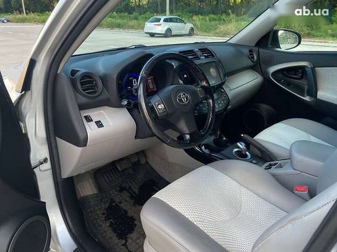 Toyota RAV4 2012 - фото 20