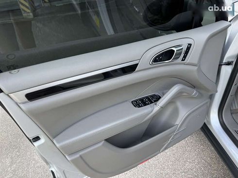 Porsche Cayenne 2013 - фото 22
