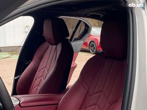 BMW i5 2024 - фото 14