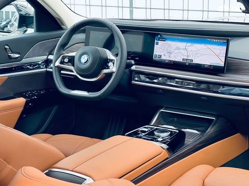 BMW i7 2023 - фото 14