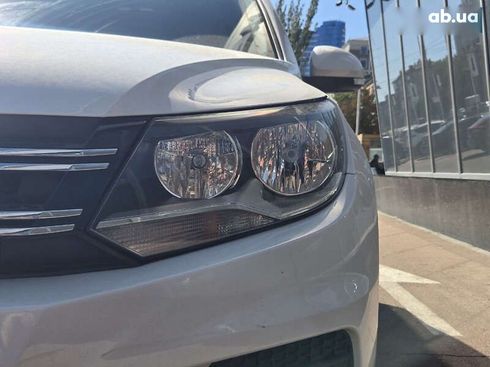 Volkswagen Tiguan 2011 - фото 23