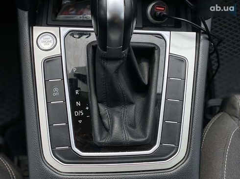 Volkswagen Passat 2017 - фото 19