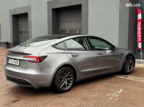 Tesla Model 3 2025 - фото 10