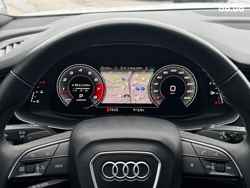 Audi Q8 2021 белый - фото 23