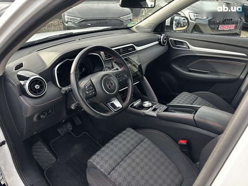 MG ZS EV 2022 - фото 12