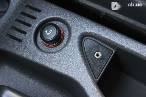 Ford C-Max 2010 - фото 15