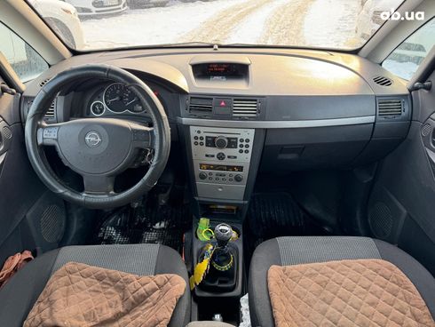Opel Meriva 2005 серый - фото 30