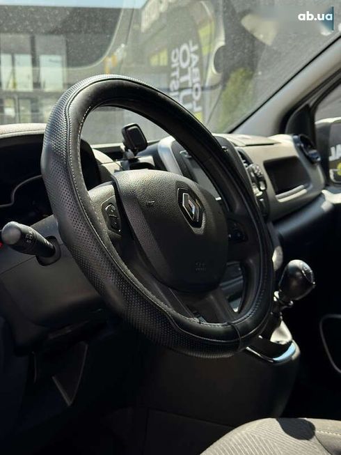 Renault Trafic 2015 - фото 7