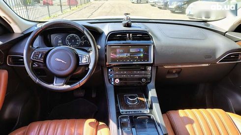 Jaguar F-Pace 2016 - фото 7